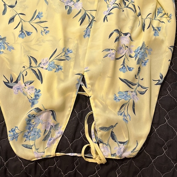 Halter Tank - Picture 2 of 3